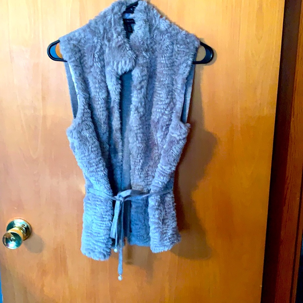 Fur vest